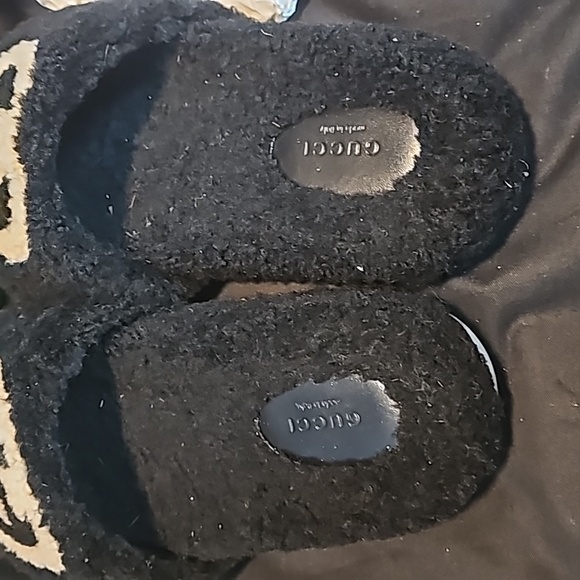 Gucci Black and Beige Eileen Teddy Shearling Sandals 38 EU - Picture 5 of 5